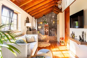 Stunning Inside & Out, Penthouse with Terrace and Tiny Pool - Image 2