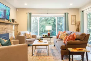 Rustic Chic Cottage near Mill Creek, Snohomish, Woodinville - Image 2