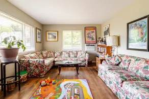 WATKINS Home/fenced yard for dogs, downtown 4.3 mi - Image 2