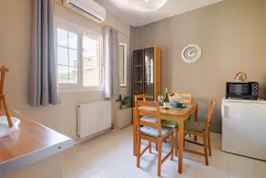 COZY APARTMENT IN THE HEART OF THE TOWN - Image 2