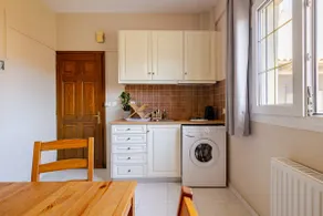COZY APARTMENT IN THE HEART OF THE TOWN - Image 3