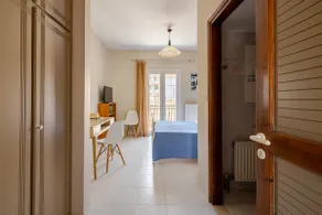 COZY APARTMENT IN THE HEART OF THE TOWN - Image 5