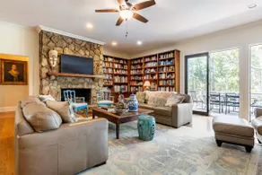 Roomy Renovated Home Near University of Georgia - Image 2