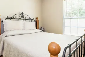 Home away from home - Image 4