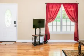 Home away from home - Image 3
