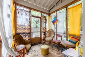 Condé Nast Fav! E ATX Hot Tub + Pool •Walk to 6th - Image 3