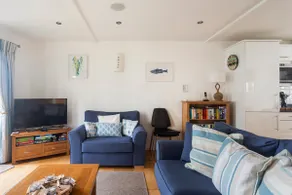 Beach holiday let. Nr Bude Sleeps 6 3 bathrooms - Image 2