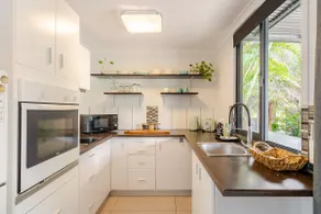 Sunshine Coast Cozy Hideaway | Caloundra - Image 3