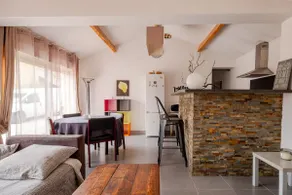 sunny and quiet house with independent entrance - Image 2