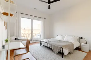 Gorgeous Penthouse with Stunning Views from Private Rooftop - Image 3