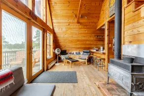 A-frame Mountain View Cabin in the National Forest - Image 3