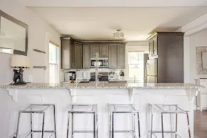 Beautiful Hudson River Bungalow in Dobbs Ferry - Image 4