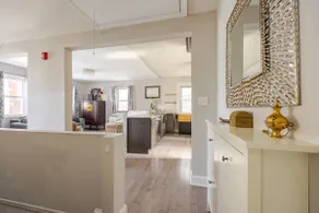 Beautiful Hudson River Bungalow in Dobbs Ferry - Image 5
