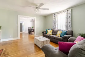Kid-friendly 3/2 Home, 3 Mins to Downtown + Deck - Image 2