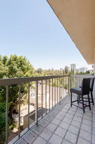 Luxury Condo UCLA Westwood CONTACT FOR SHORT STAYS - Image 2
