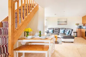 Hedge Lodge - Image 4