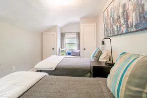 Private two bedroom apartment near Letchworth Park - Image 3
