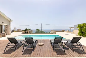EtherealVilla-Family villa with pool - Image 2