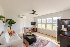 Crozet Carriage House - Image 4