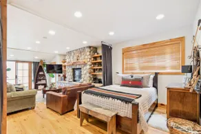 Riverside Sauna & Spa Retreat in Minturn - Image 2