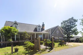 Horse Haven - 1 Bedroom Loft 8 Miles to TIEC - Image 5
