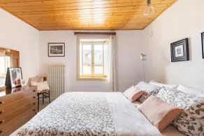 Vintage townhouse in village centre. Free wifi - Image 5