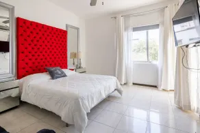 Beautiful house, perfect for Cumbres, Plaza Cumbres - Image 2