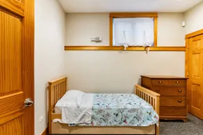 2 Bedroom Apartment by O'Hare/CTA/I90 Free Parking - Image 2