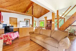 Hudson lake Cottage: Notre Dame, New Buff, Amazon - Image 4