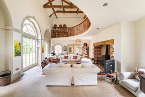 Georgian Coach House in idyllic countryside, Wilts - Image 2