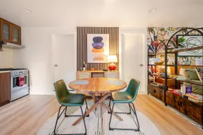 Secluded Modern Apartment w/Private Entry Near Cal - Image 2