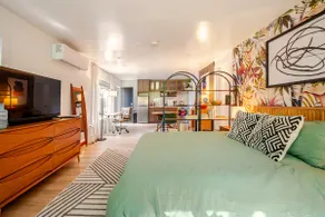 Secluded Modern Apartment w/Private Entry Near Cal - Image 4