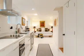 Chef’s Kitchen, King&Queen, Soaker Tub, Fireplace - Image 2