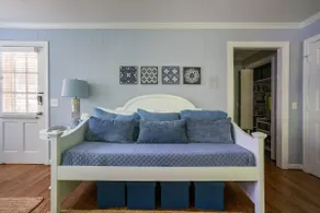 In-Law Suite w/Private Entrance & Off-St. Parking - Image 3