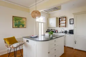 Quiet, luxury flat for 2 . - Image 4