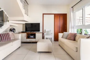 Two-story house, suite + 2 bedrooms, 4 air conditioners, 300 meters from the beach - Image 2