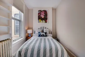 Historic Lower East Side Apartment with Lake Views - Image 4