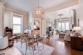 Historic Lower East Side Apartment with Lake Views - Image 3