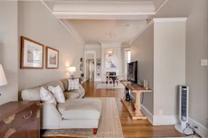 Historic Lower East Side Apartment with Lake Views - Image 2