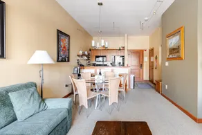 Ensamhet, fantastisk ski in ski out, 1bdrm + den, Eagle Springs E. # 103 - Image 2