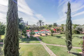 Villa Koutoubia, jardin luxuriant, piscine et spa - Image 5