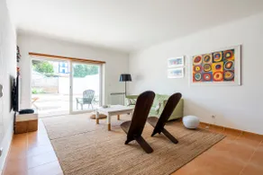 The Terrace - just 1min walk from the beach - Image 4
