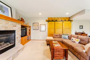 Sanctuary Pond-View Living Close to City - Image 5