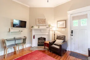 Suite Spot Agnes Scott/ Decatur Hideaway - Image 3