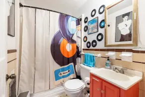 Redhotmama House: A place of music, art & vibes! - Image 5