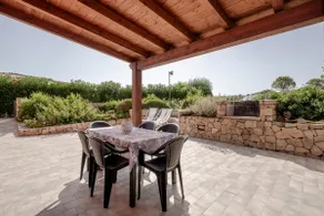 Apartamento en Vignola Mare cerca de playa - Image 2