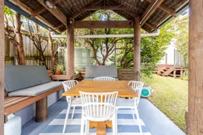 Beachside cabin + solar heated pool @ Spoon Bay - Image 5