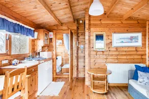 Kaldbaks-kot: 1BR cottage cuddled into nature - Image 5