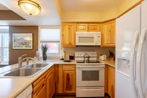French Ridge Townhomes 2Bed / 2bath - Image 5