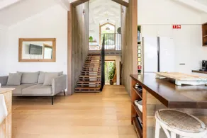 'DragonFly' Luxury Treetop House @ Oasis Resort - Image 2